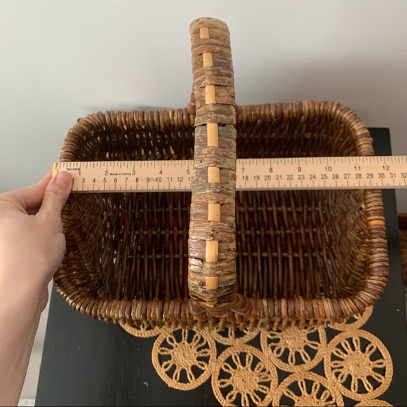 Vintage Rectangular Sturdy Wicker Woven Basket - Picture 8 of 10